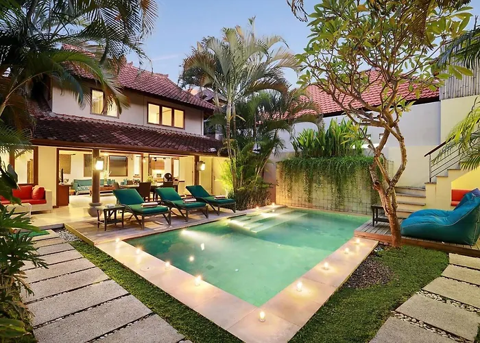 Super Value 4 Bedroom, Walk To Bintang Supermarket Seminyak (Bali)