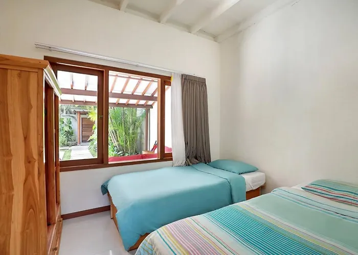 Super Value 4 Bedroom, Walk To Bintang Supermarket Villa *