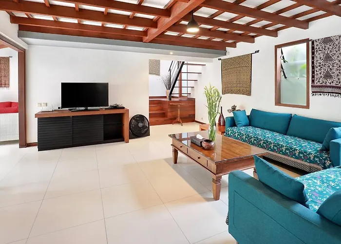 Villa Super Value 4 Bedroom, Walk To Bintang Supermarket *