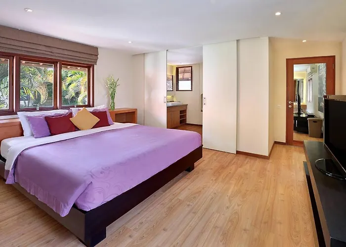 Super Value 4 Bedroom, Walk To Bintang Supermarket Villa Seminyak (Bali)